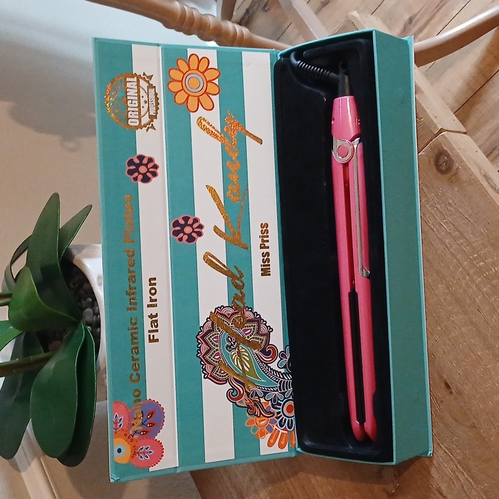 New Professional Head Kandy Nano Ceramic Infrated Plates Pink Flat Iron